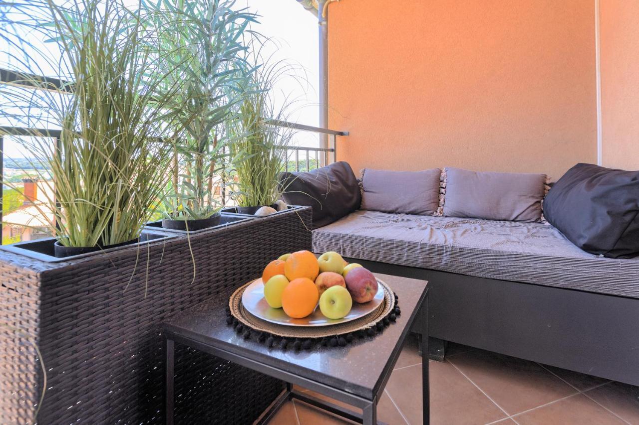 Apartment Rizzi Пула Екстериор снимка