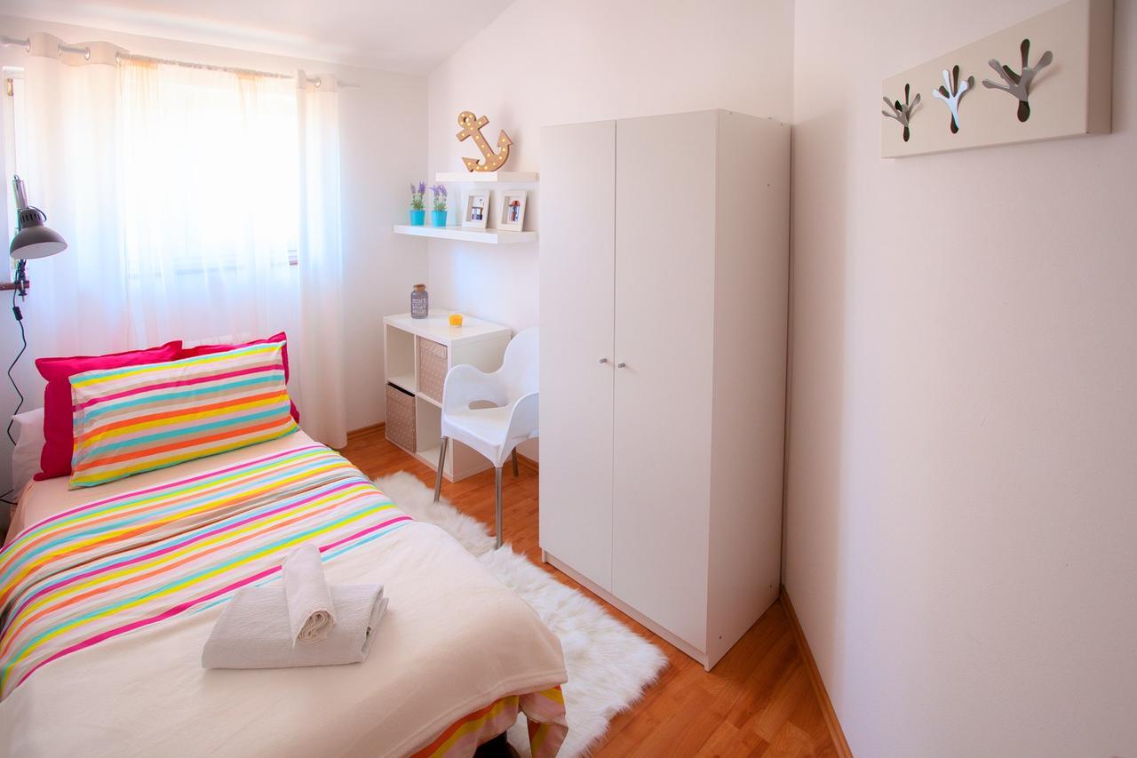 Apartment Rizzi Пула Екстериор снимка